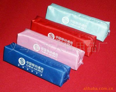 廠家直銷多種材質(zhì)筆袋，迪斯尼款式促銷熱賣